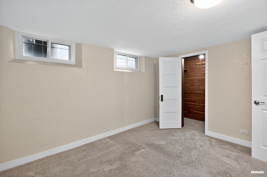 Building Photo - 3355 W 39th Ave