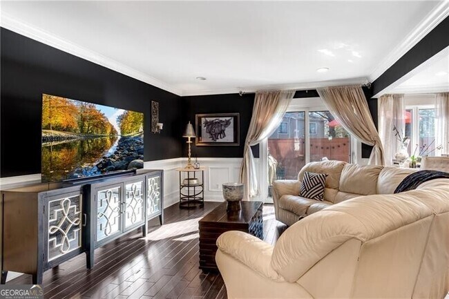 Building Photo - 54 Basswood Cir NE