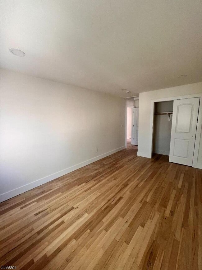 Building Photo - 72 69th St