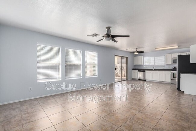 Building Photo - 2464 S Nielson St
