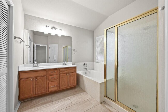 Building Photo - 1400 Coral Cay Ln
