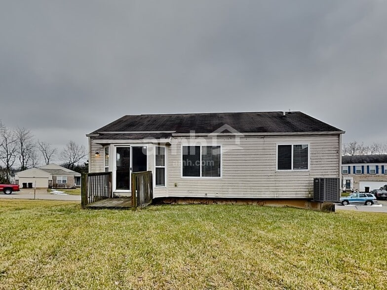 Building Photo - 10735 Chinkapin Cir