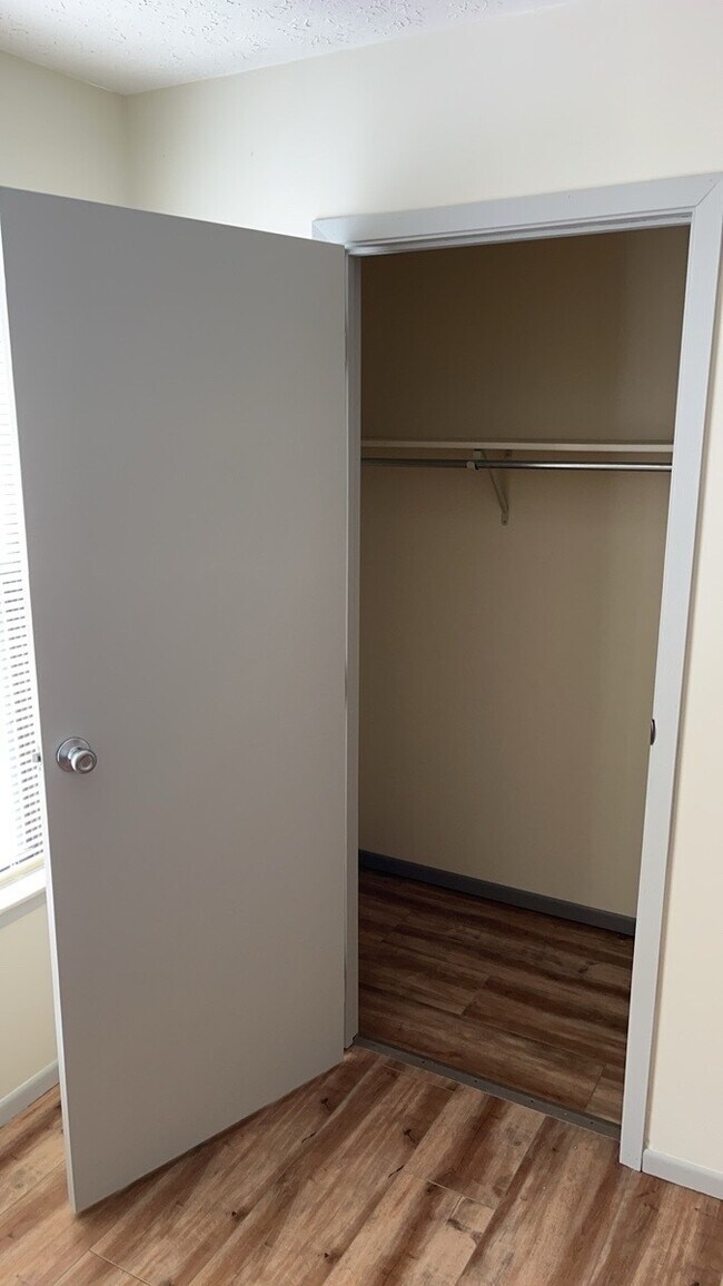 Building Photo - 2753 Brookshire Ln