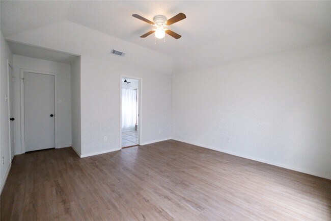 Building Photo - 3202 Rockrill Dr