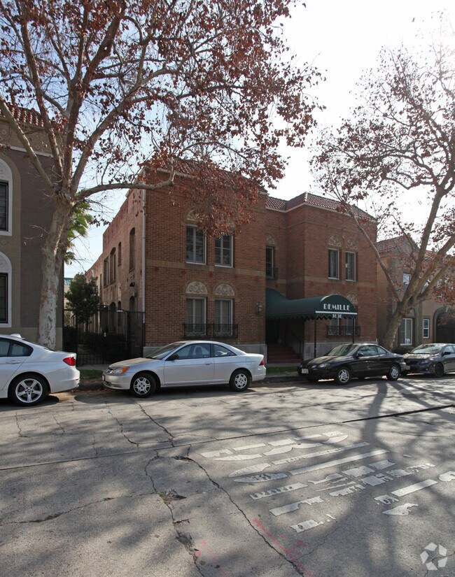 Building Photo - Demille