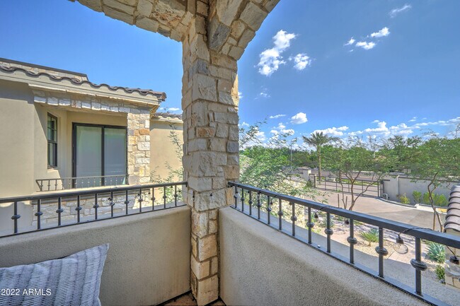 Building Photo - 6500 E Camelback Rd