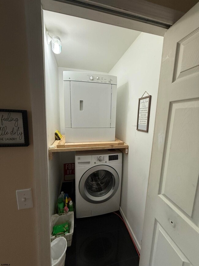 Building Photo - 43 N Trenton Ave