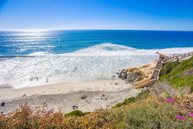 Building Photo - 190 Del Mar Shores Terrace