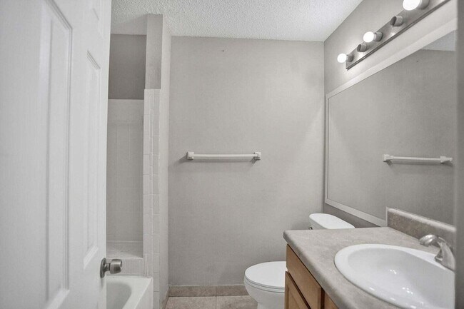 Building Photo - 2301 N Congress Ave