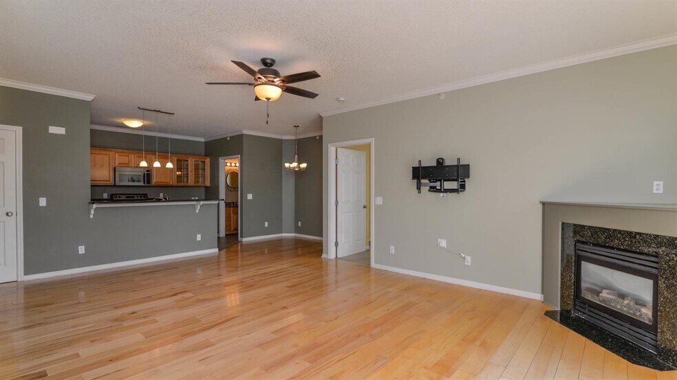 Building Photo - 273 Scio Village Ct