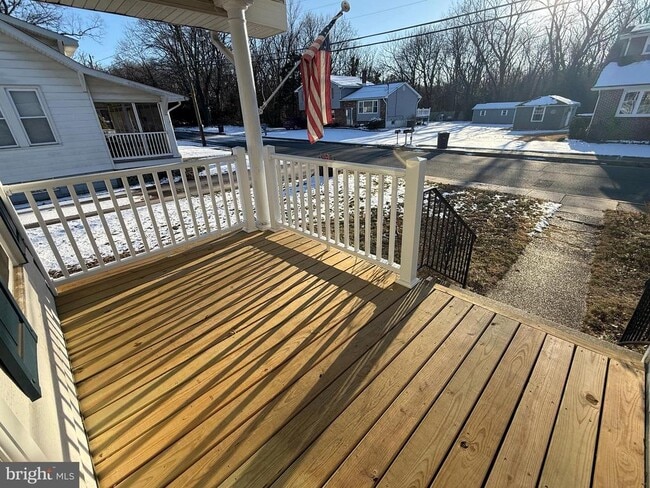 Building Photo - 19 Oakland Ave