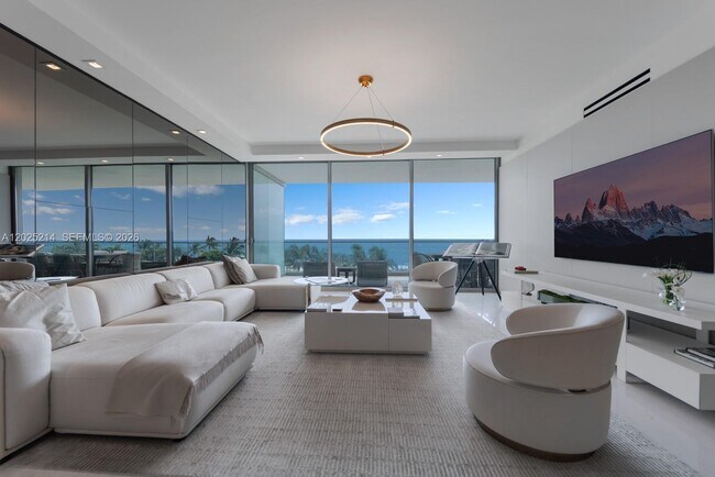 Building Photo - 10203 Collins Ave