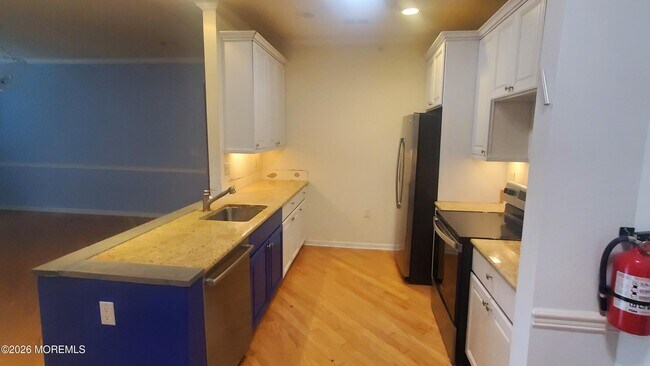 Building Photo - 338 Sophee Ln