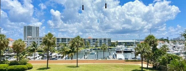 Building Photo - 1030 US-1