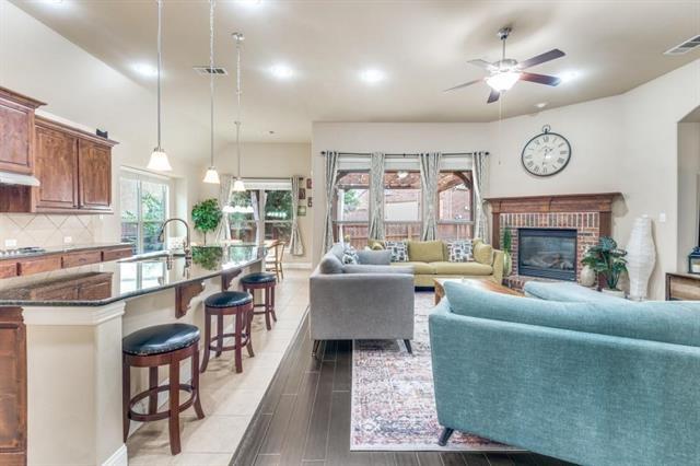 Building Photo - 7219 Comal Dr