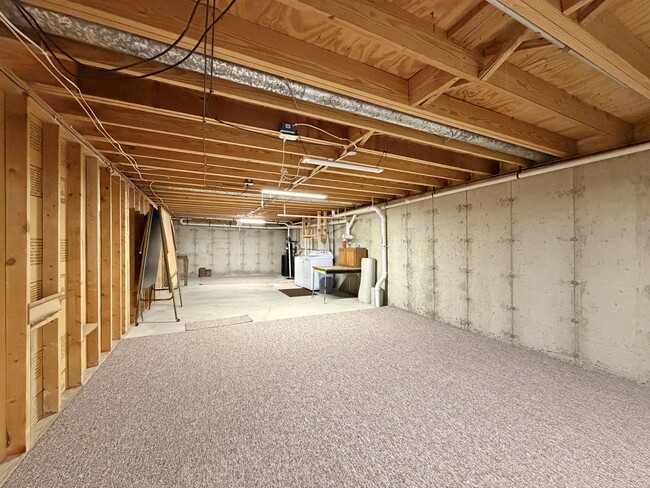 Building Photo - 9807 Double Ditch Cir