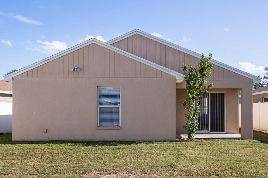 Building Photo - 5062 Belmont Park Ln