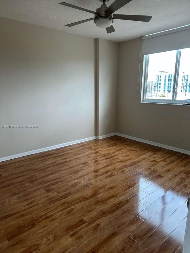 Building Photo - 18800 NE 29th Ave