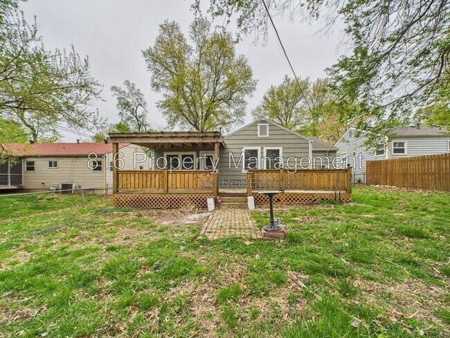Building Photo - 6420 W 81st Terrace