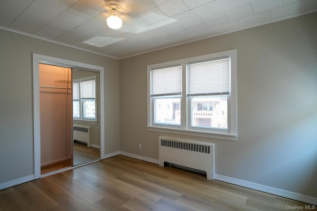Building Photo - 59 Troy Ave