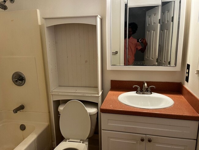 Building Photo - Gentilly Double