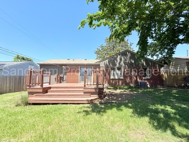 Building Photo - For Lease | Midtown Tulsa | Available Now!