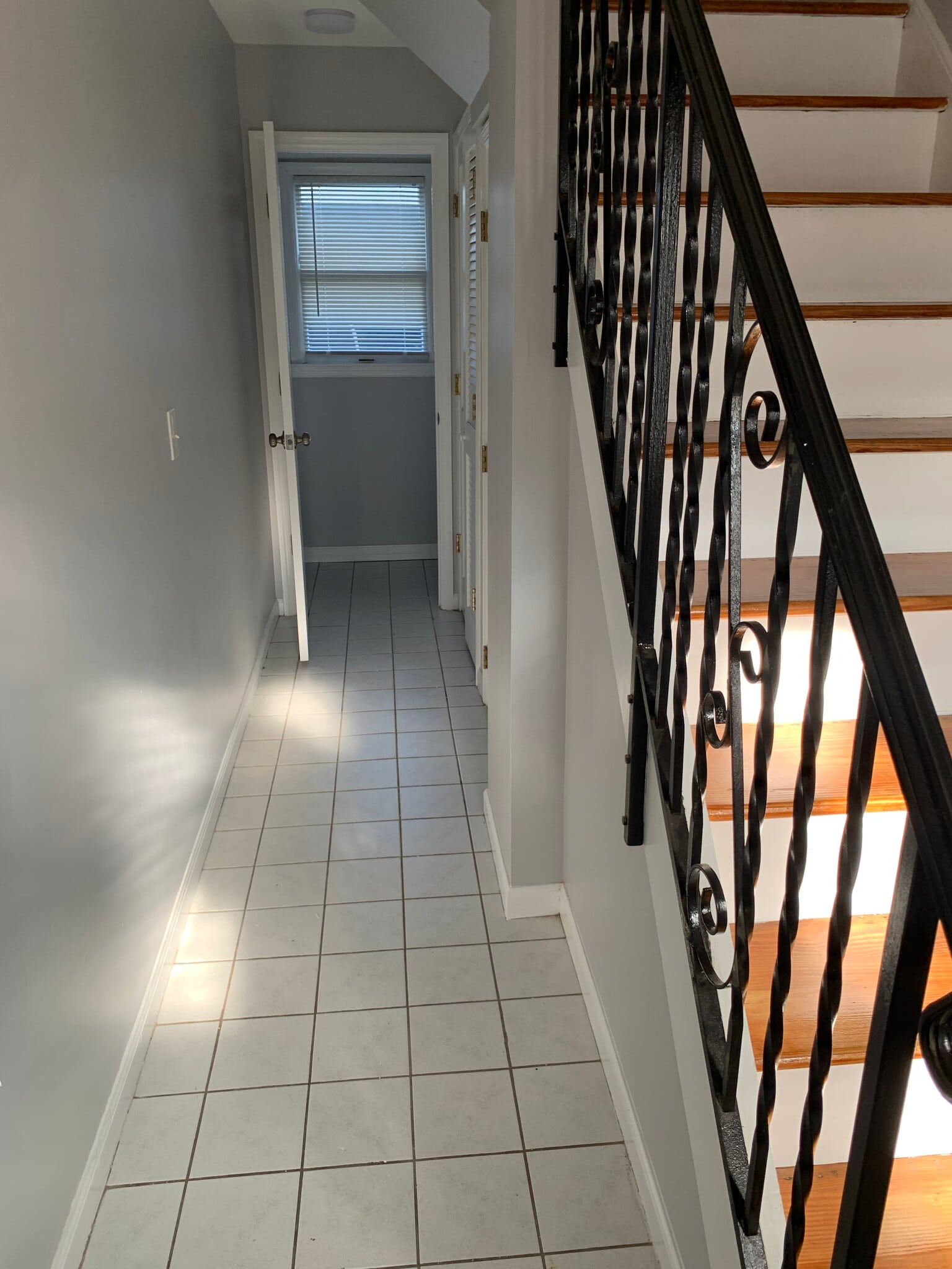 Building Photo - 509 Central Ave