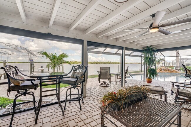 Building Photo - 11599 Island Ave