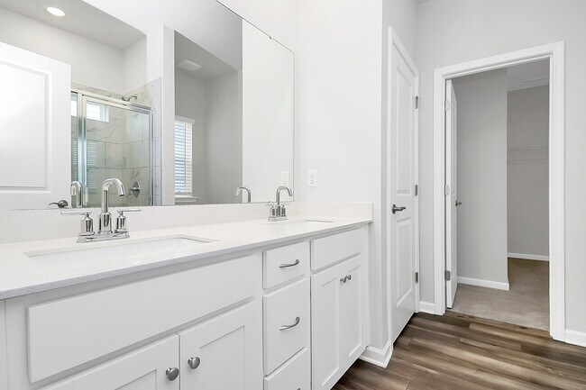 Building Photo - 1617 Swallow Tail Dr