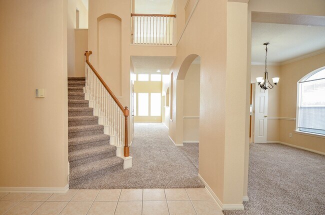 Building Photo - 5439 Santa Chase Ln