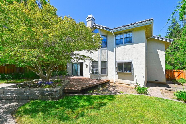 Building Photo - $5,900 - GORGEOUS 4 BEDROOM HOME IN MISSION SAN JOSE NEIGHBORHOOD