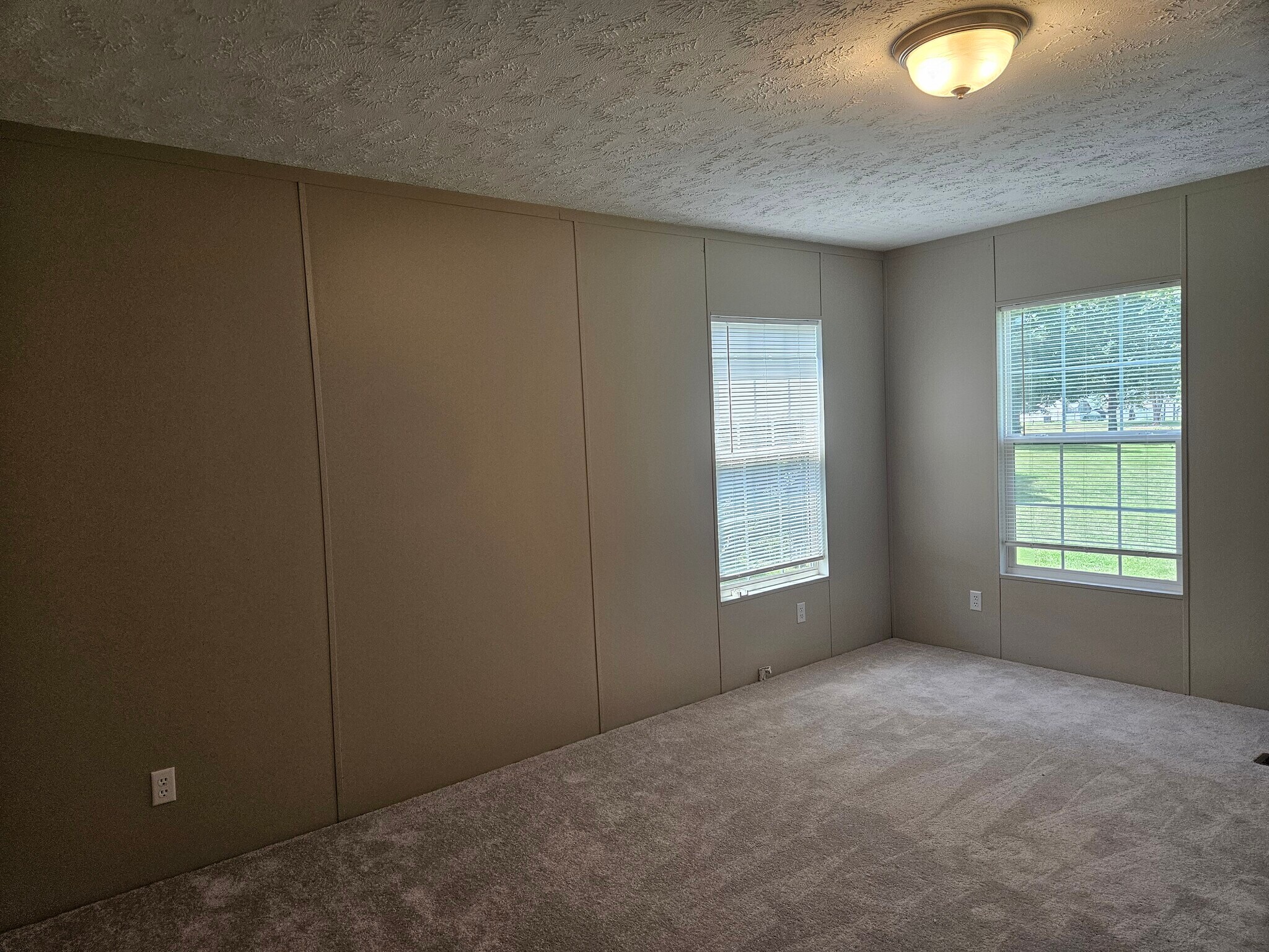 Building Photo - 89 Lynnwood Cir