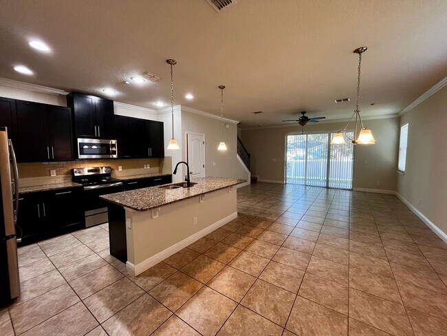 Building Photo - 7506 Aloma Pines Ct