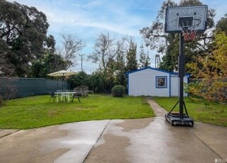 Building Photo - 9999 Empire Rd