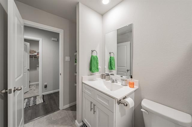 Building Photo - 1385 Dillard Creek Dr