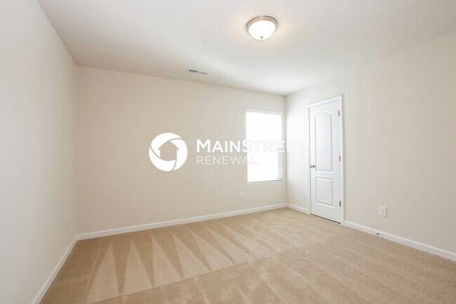 Building Photo - 4 Bedroom Pet-Friendly Home in Charlotte, ...