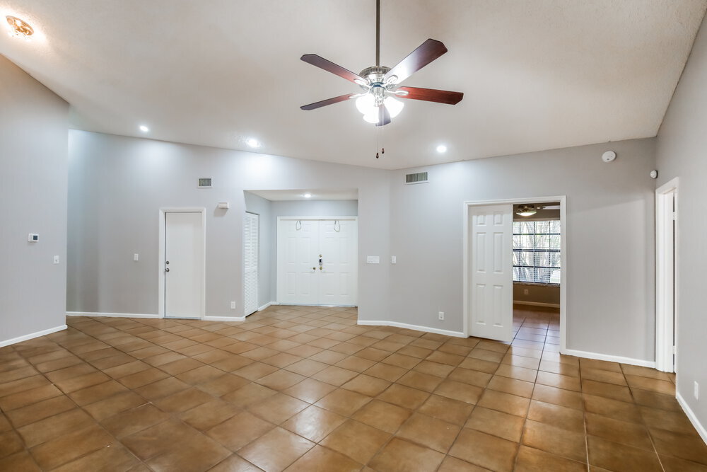 Building Photo - 10361 NW 18th Dr