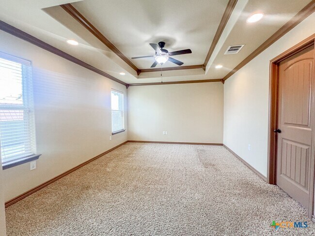 Building Photo - 700 Cosper Creek Dr