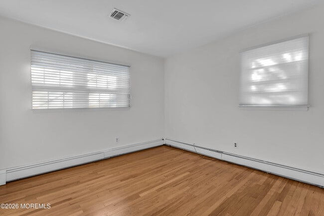 Building Photo - 1210 Tuxedo Pl