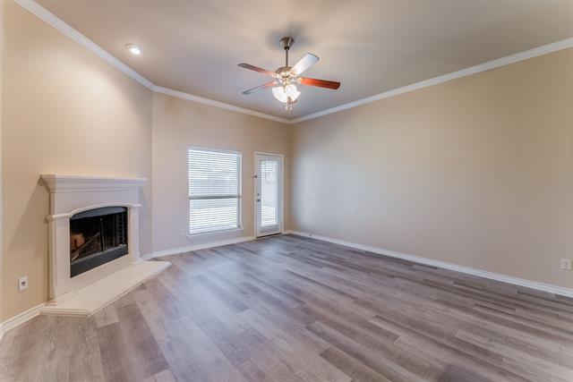 Building Photo - 1229 Lone Pine Dr