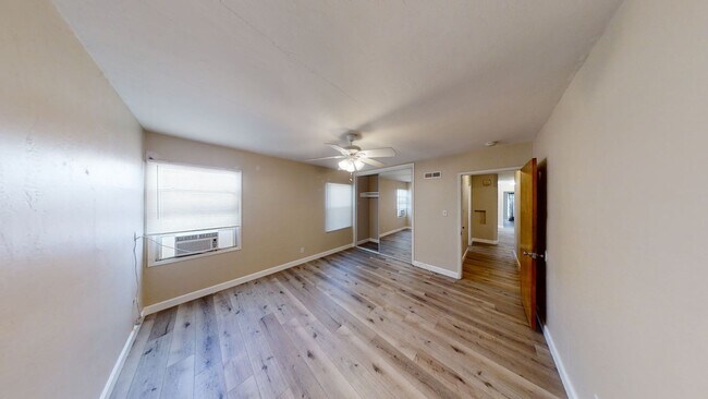 Building Photo - 5068 Rockford Dr