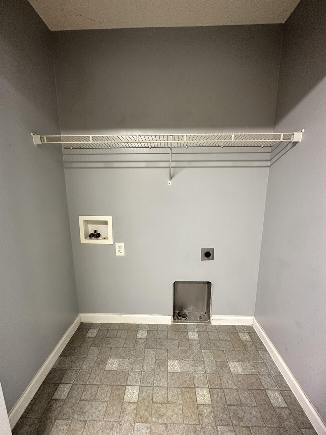 Building Photo - 2918 Patrick Ave