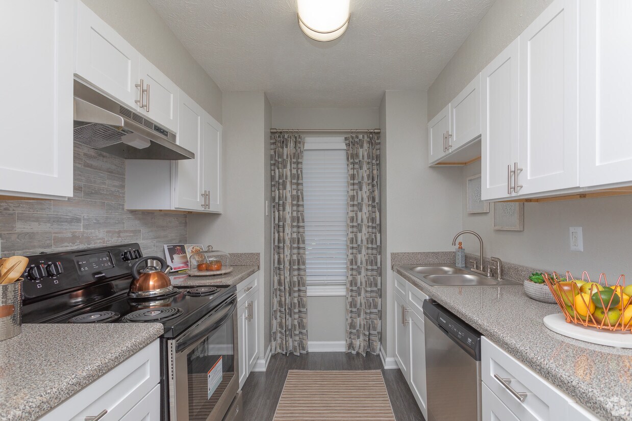 Elite At City View College Park Ga Apartment Finder