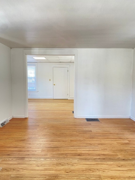 Building Photo - 31 Oakwood Ave