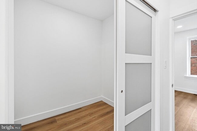 Building Photo - 908 Reed St