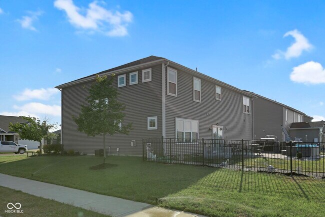 Building Photo - 1012 Parker Ln