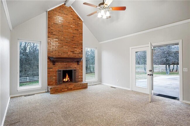 Building Photo - 9417 Forest Dale Dr