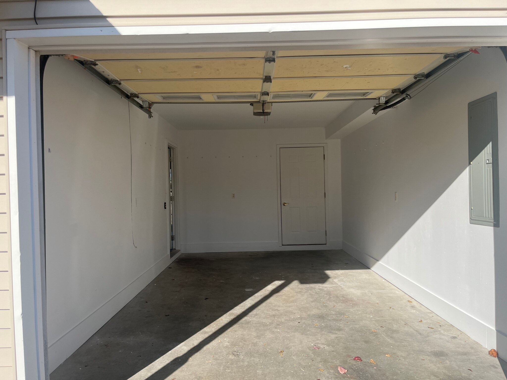 Building Photo - 112 W S St