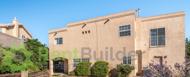 Building Photo - !!!WOW!!! PRICE REDUCTION JUST IN TIME FOR...