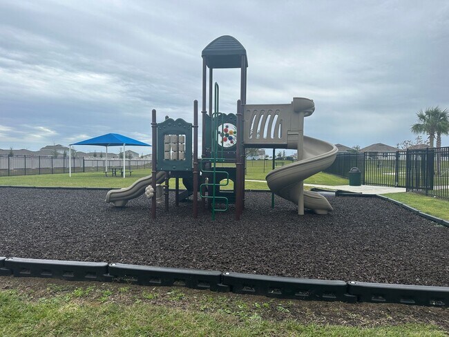 Building Photo - Brand New 4 bed inCypress Park - Haines City